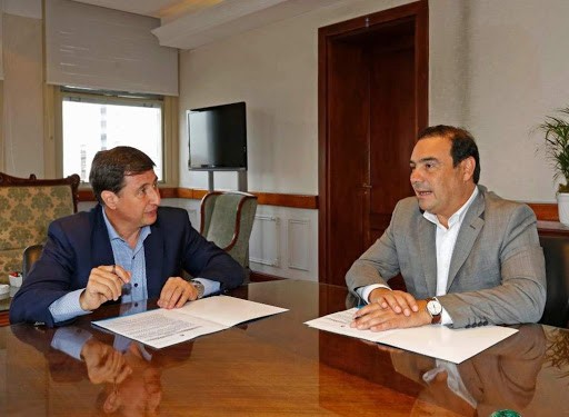 Valdés y Daniel Arroyo, acuerdo para que la tarjeta Alimentar llegue a 52.458 familias en la provincia de Corrientes
