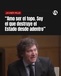 Al sistema se lo socava desde adentro, cómo a los castillos de arena.