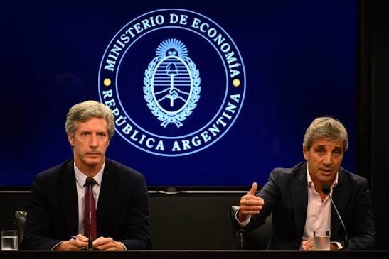 Guerra h&iacute;brida y el bot&iacute;n sudamericano: El manual de operaciones transnacional que vac&iacute;a nuestras democracias.